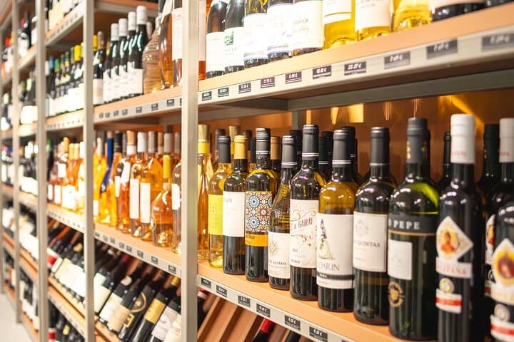Cretan Wine & Charcuterie Tasting Experience in Chania