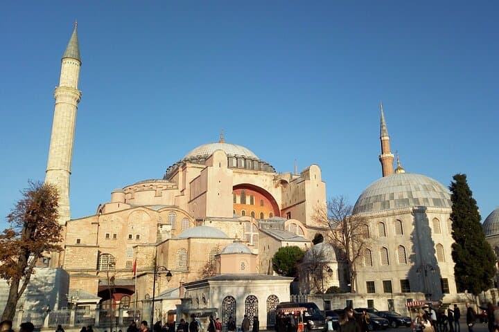 Byzantium and Ottoman Art in Istanbul