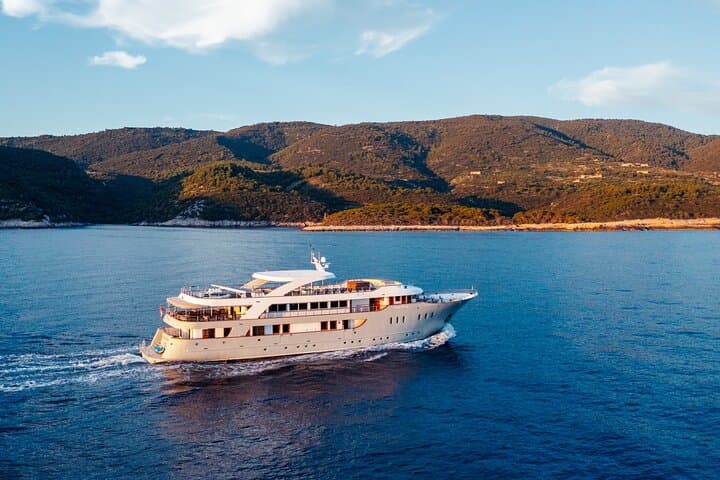 Luxury Yacht Week from Split to Dubrovnik
