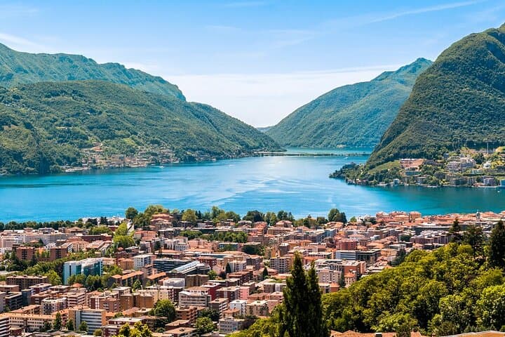 Tour to Como, Bellagio & Lugano from Milan with Lake Como Cruise