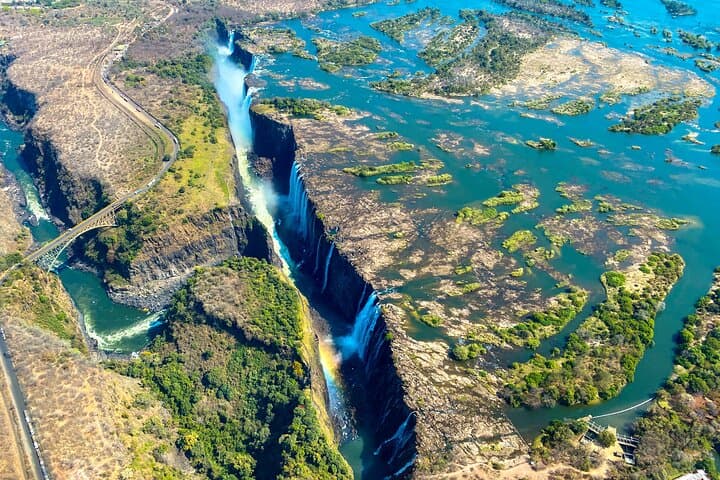 4 Day Victoria Falls and Chobe All-Inclusive Tour