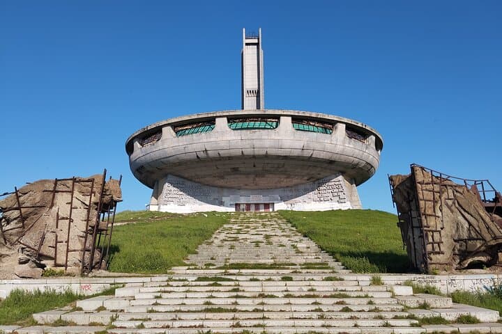Private Day Trip from Bucharest to Buzludzha Monument in Bulgaria