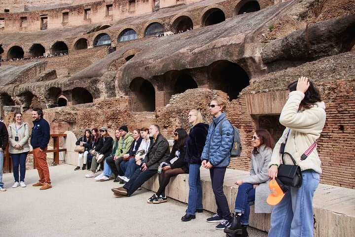 Rome: Colosseum, Forum, and Palatine Hill 3 hr Tour