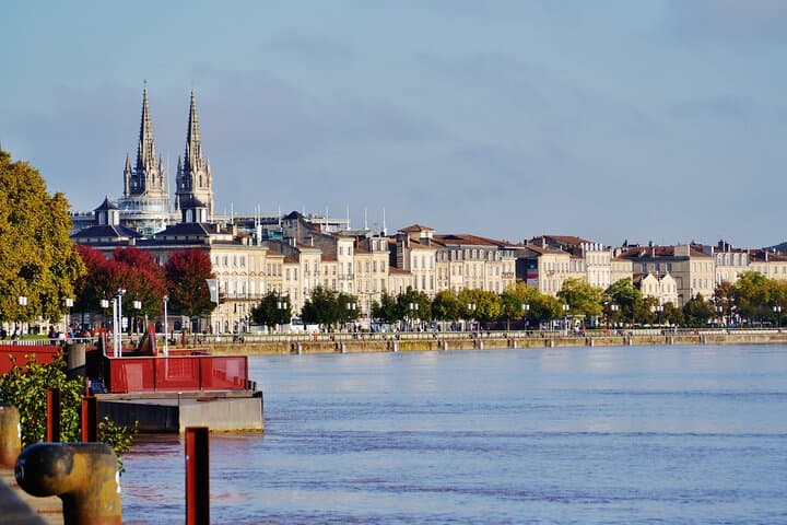 Bordeaux day trip in small group from Biarritz