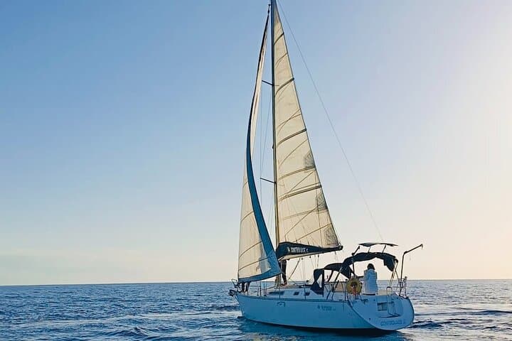 One day excursion on a sailing boat in the Gulf of Alghero