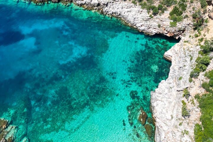 Speed Boat Tour to Secret Beaches