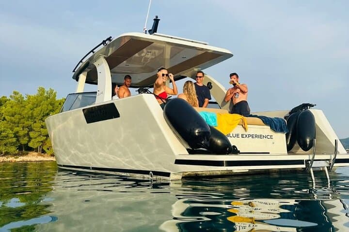 Private Boat Tour Blue Cave and 5 Islands