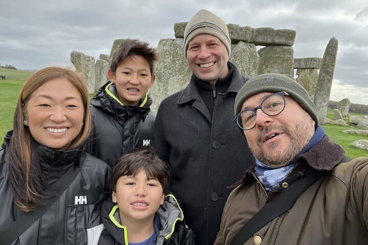 Stonehenge and Bath Private car with Chauffeur and Guide
