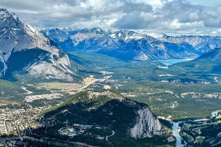 Private Day Tour: Banff & Yoho National Park from Calgary