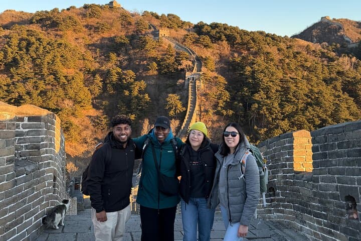 Beijing: Layover Great Wall Tour with a Native