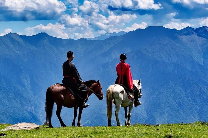 2 days on horseback in Tibetan land – Private from Chengdu