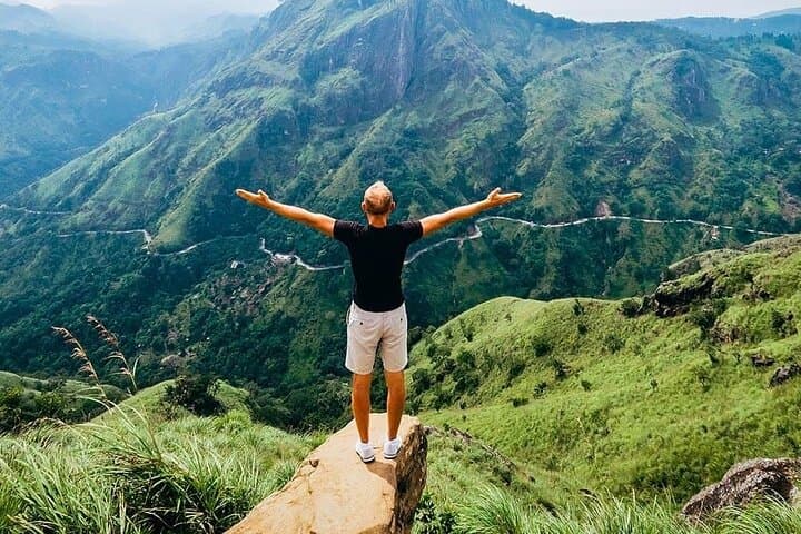 8 Days Round Tour with Private Driver-Vehicle, Hotels & Meals