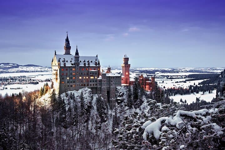 Neuschwanstein, Linderhof Group or Private Tour from Munich