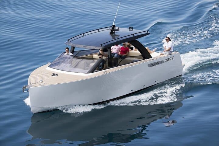 Luxury Blue Cave and Hvar Island Boat Tour from Split