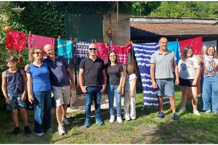 Create your own garment with dye