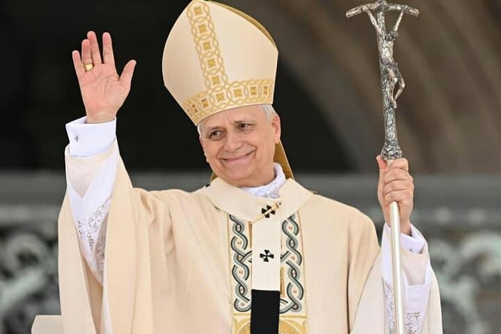 Papal Audience Experience in Rome