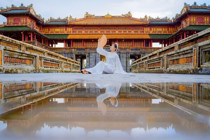 Hue Imperial City & Hai Van Pass Day Tour with Local Lunch