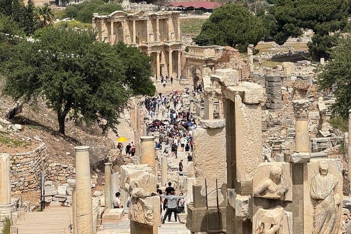 Ephesus Private Tour from Bodrum with Wine Tasting and Lunch