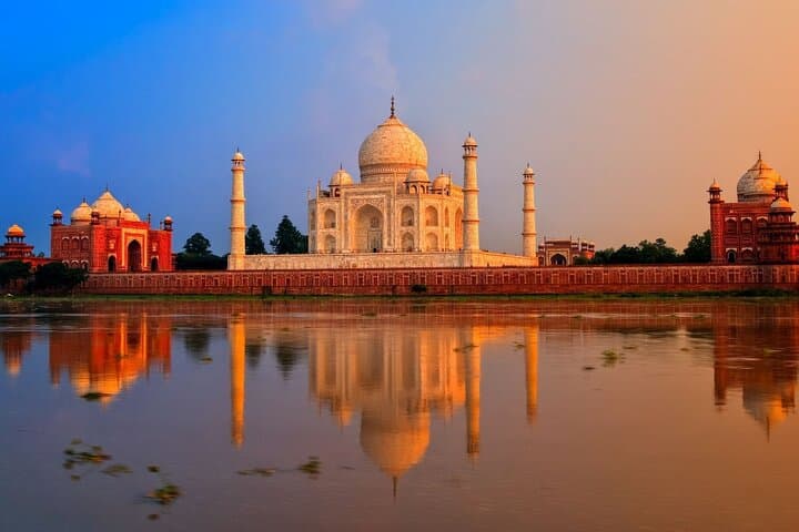 2-Day Private Taj Mahal Sunrise Trip from Bangalore with Flights