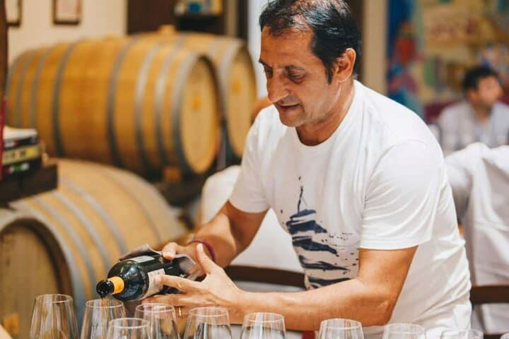 Negroamaro Wine Vineyard Tour and Tasting Experience