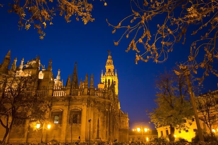 Seville Sunset Tour in Electric Bike