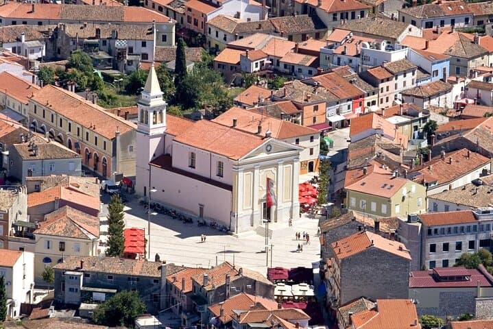 Poreč Walking Tour with a Local guide