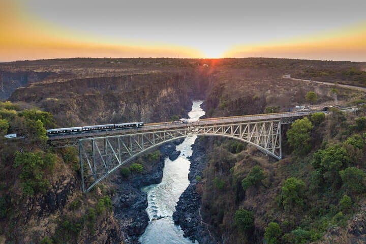 Luxury Vintage Rail and Fine Dining to Victoria Falls