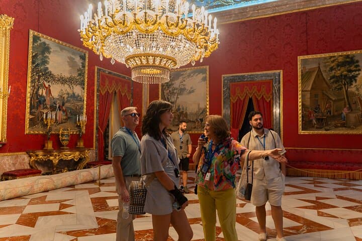Madrid Royal Palace Small Group Guided Tour with Wine Tasting