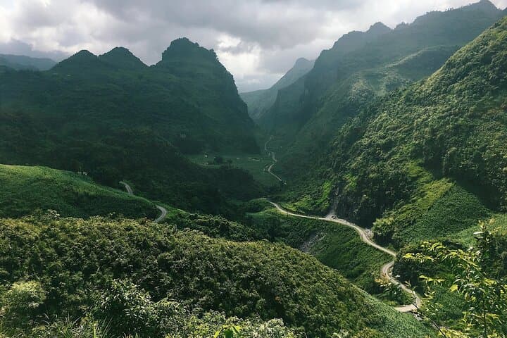 2 Day Trip Ha Giang Loop: An Epic Adventure by Motorbike