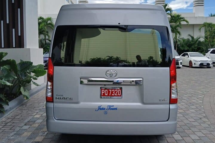 Private Airport Transfers to Royalton Negril