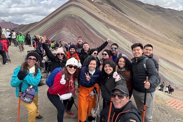 Full Day Small Group Rainbow Mountain Tour with meals