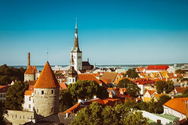 Private Day Trip to Tallinn from Helsinki – Premium Experience