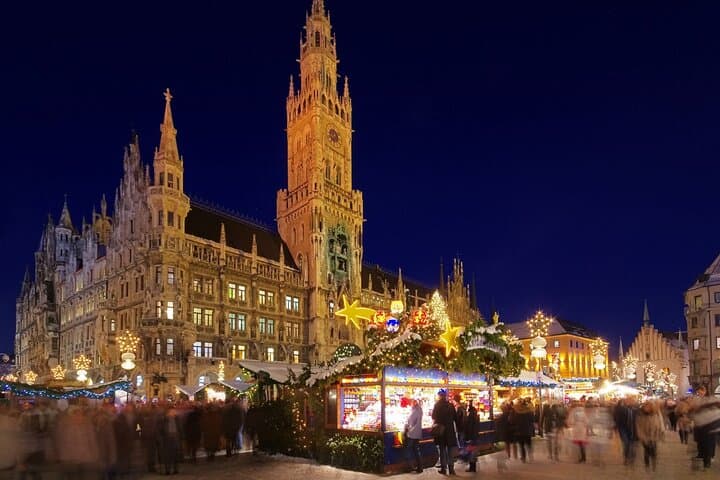 Munich:Christmas Market Hopping with Sightseeing Tour