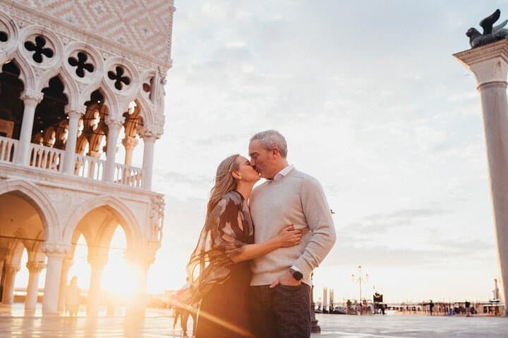 Romantic Venice: photo shoot with local photographer