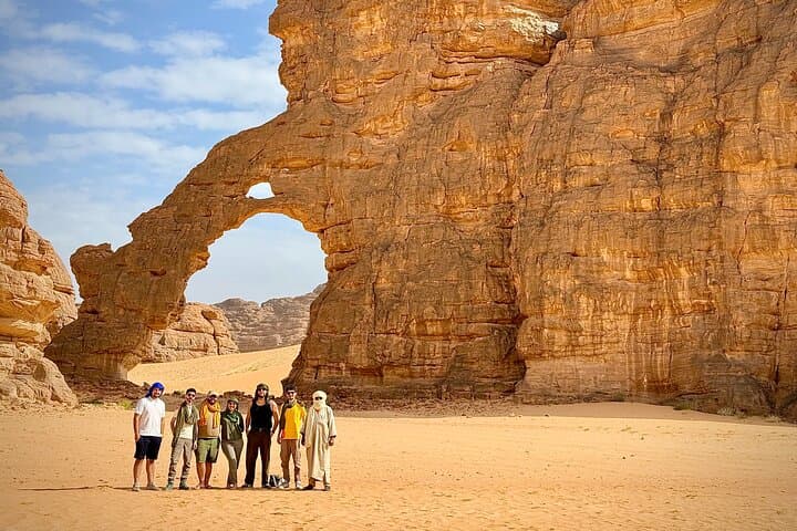 Red Tadrart 8 Day Experience in Algerian Sahara