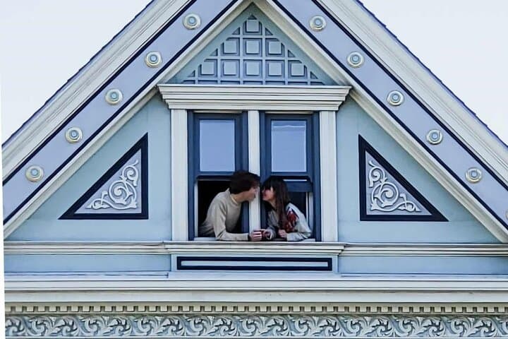 Blue Painted Lady House Tour - Interior Guided Tour by Owner