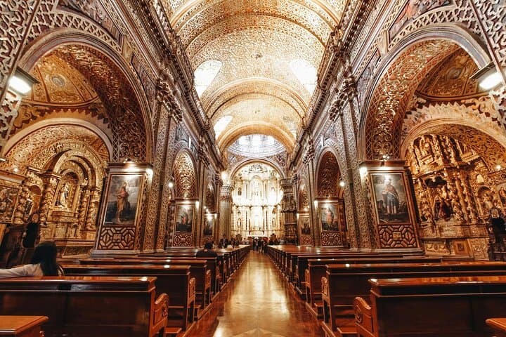 Half-Day Quito City Tour: Cathedral, Compañia Church, Panecillo.