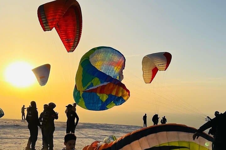 Marrakech: Paragliding over Agafay Desert & Atlas Mnt Views