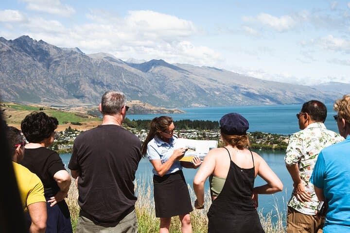 Small Group Queenstown Scenic Tour: Highlights, wine & cruise