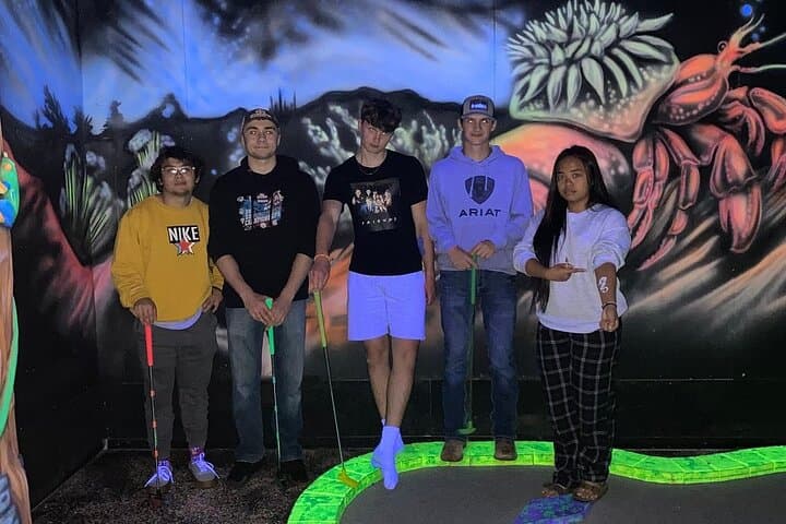 3D Black Light Mini Golf Experience