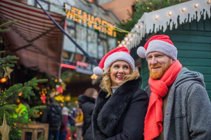 Private Berlin Christmas Walking Tour Through Historic Landmarks