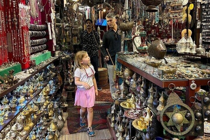 Private 4-Day, 3-Night Oman Roundtrip Adventure