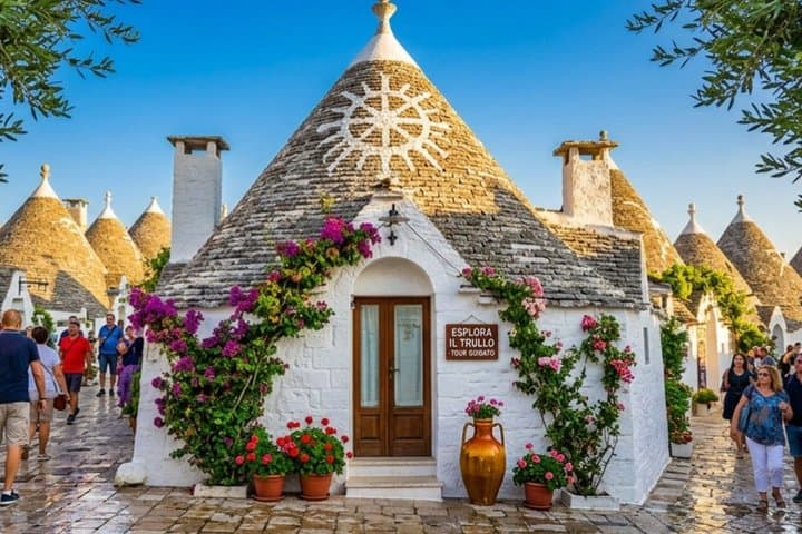 From Lecce : Alberobello, Locorot, Ostuni, guided tour & Brunch