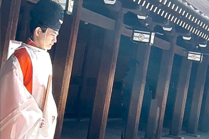 Formal Personal Prayer at Meiji Jingu