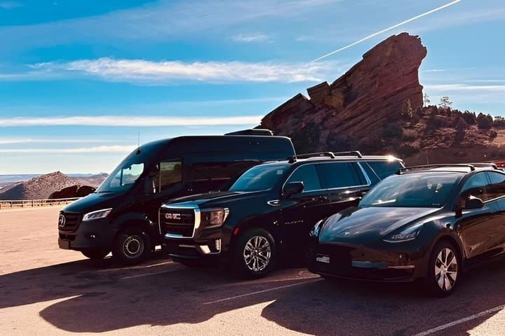 Private Shuttle Service to Red Rocks - Roundtrip