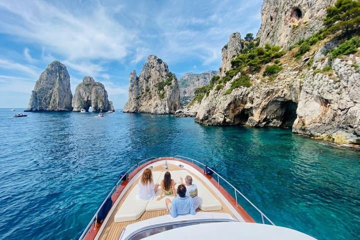 Capri Secret Corners by Boat Premium Tour with Local Captain