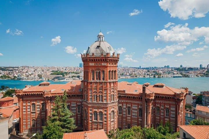 Istanbul: Balat, Chora Museum & Tekfur Palace Guided Walking Tour