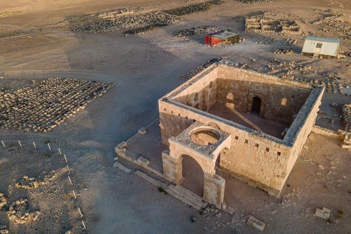 Private Full-Day Desert Castles and Dead Sea Tour from Amman