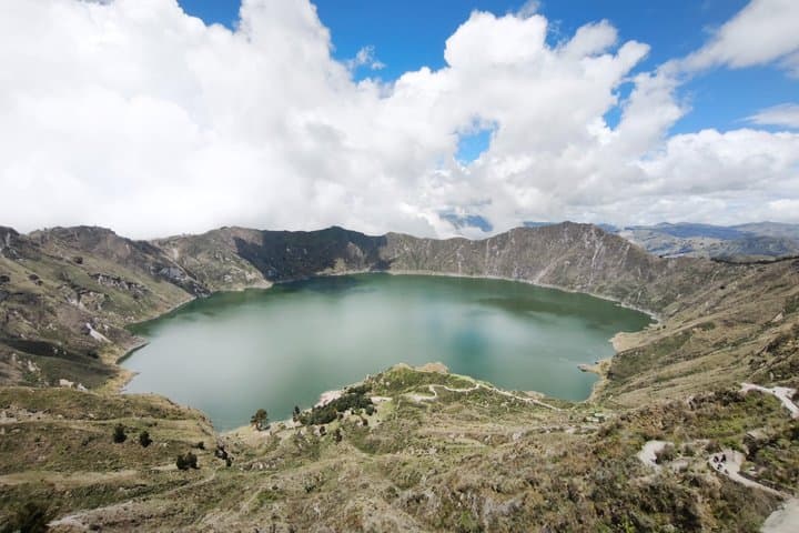 Private Tour to Quilotoa with Kayaking and Hiking