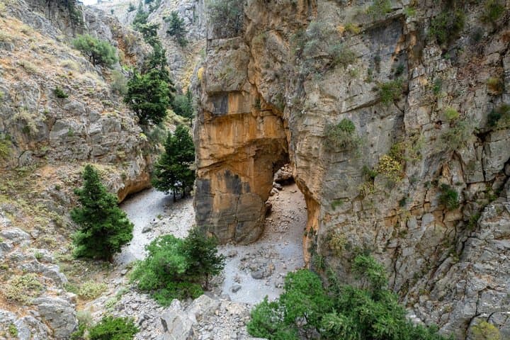 Private Shore Tour: Imbros Gorge, War History & Iligas Beach